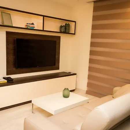 Seaside Serenity Corner By Aura * Xghajra