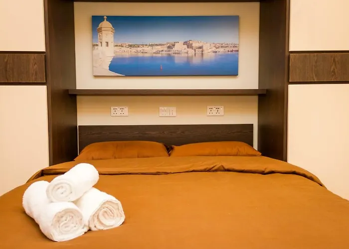 Apartment Seaside Serenity Corner By Aura Xghajra